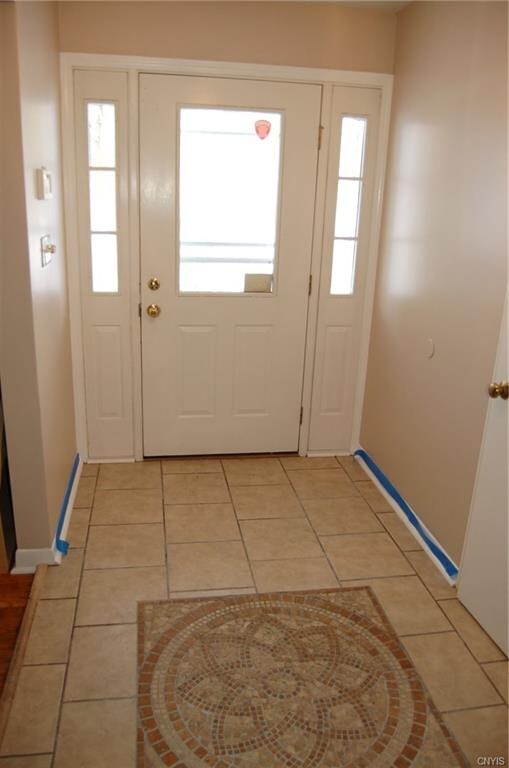 Tiled entry