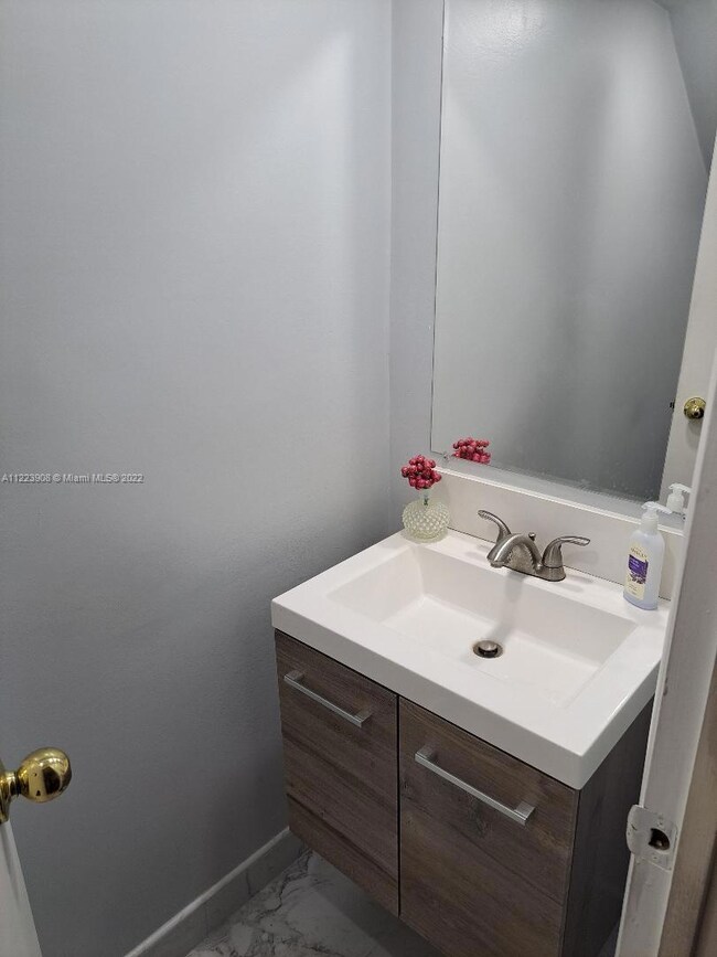 half bath 1