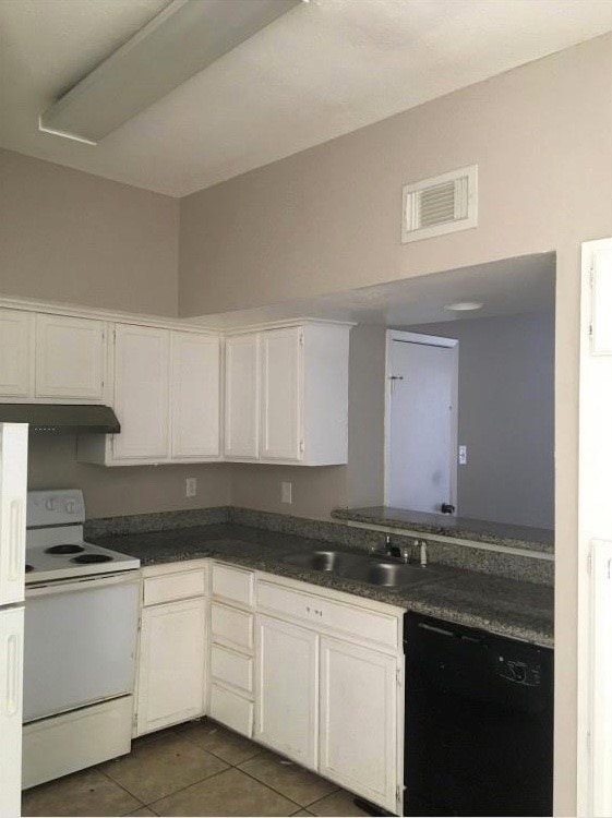 8714 Village of Fondren Dr unit 8714, Houston, TX 77071 - photo 3