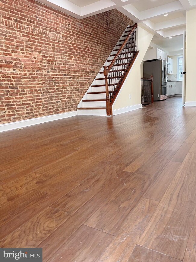 701 N Collington Ave, Baltimore, MD 21205 - photo 4