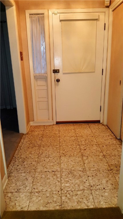 ENTRANCE WAY