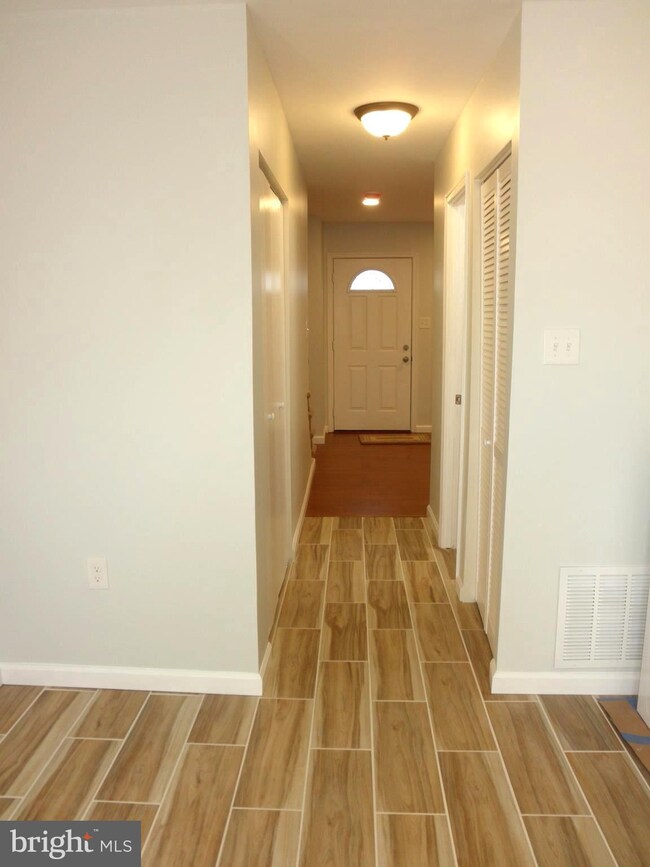 5702 Walker Mill Rd, Capitol Heights, MD 20743 - photo 7