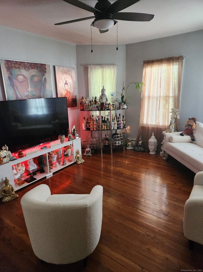 49 Newbury St unit 51, Hartford, CT 06114 - photo 3