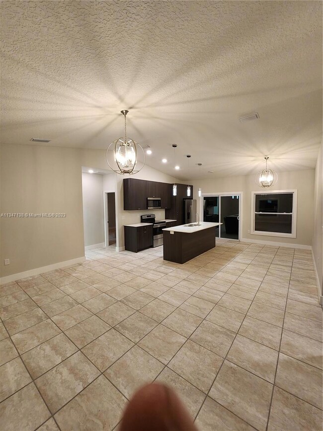 2385 Pecos Ln, Poinciana, FL 34759 - photo 6