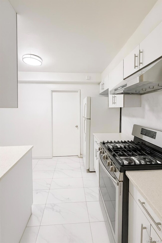 139-50 35th Ave unit 4, Flushing, NY 11354 - photo 7