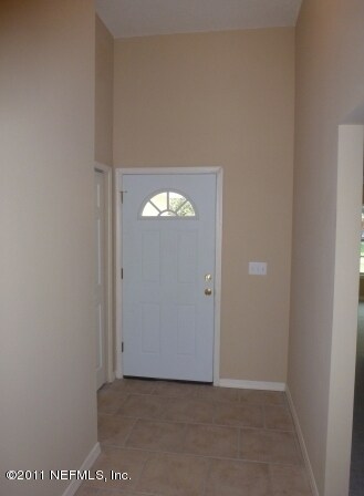 5235 Hollycrest Dr, Jacksonville, FL 32205 - photo 4