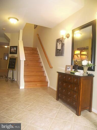 6705 Emmanuel Ct, Gainesville, VA 20155 - photo 5