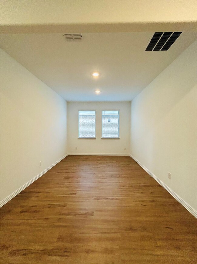 228 Ardsley Loop, Princeton, TX 75407 - photo 5