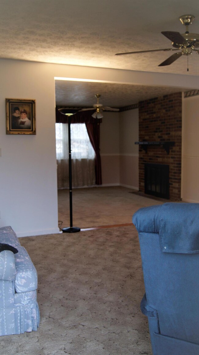 9418 Fairground Rd, Louisville, KY 40291 - photo 7