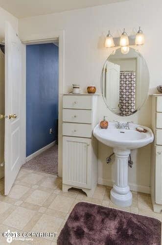 512 Copperbush Court Anchorage-small-013