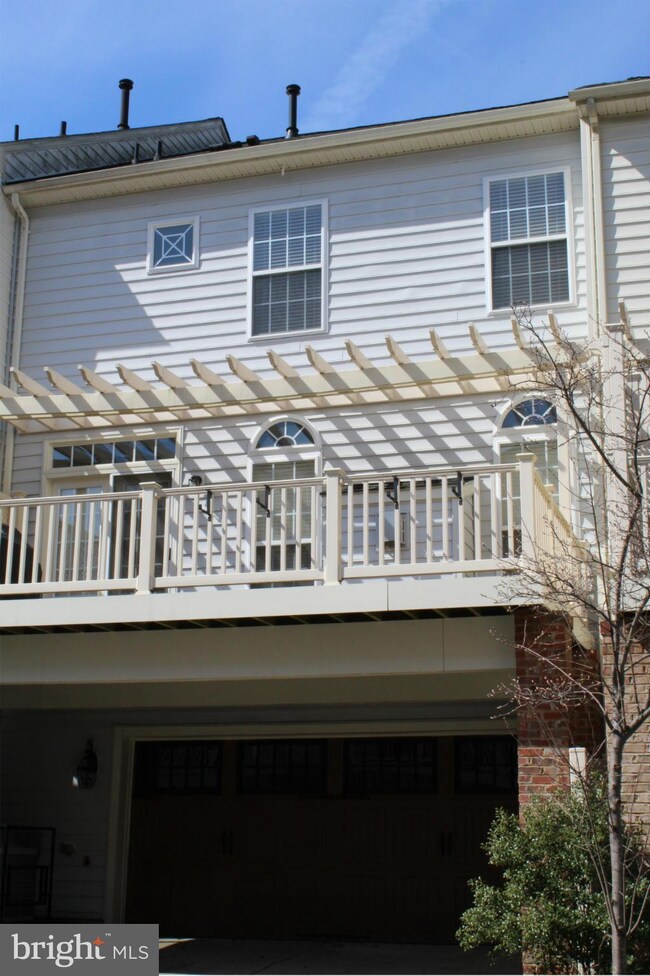 2208 Barnstable Dr, Upper Marlboro, MD 20774 - photo 2