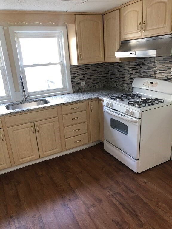 32 Upland Rd unit 1, Belmont, MA 02478 - photo 3