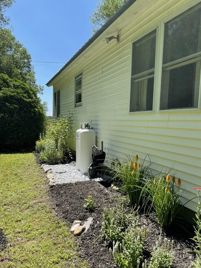 1720B Route 9, Spofford, NH 03462 - photo 6