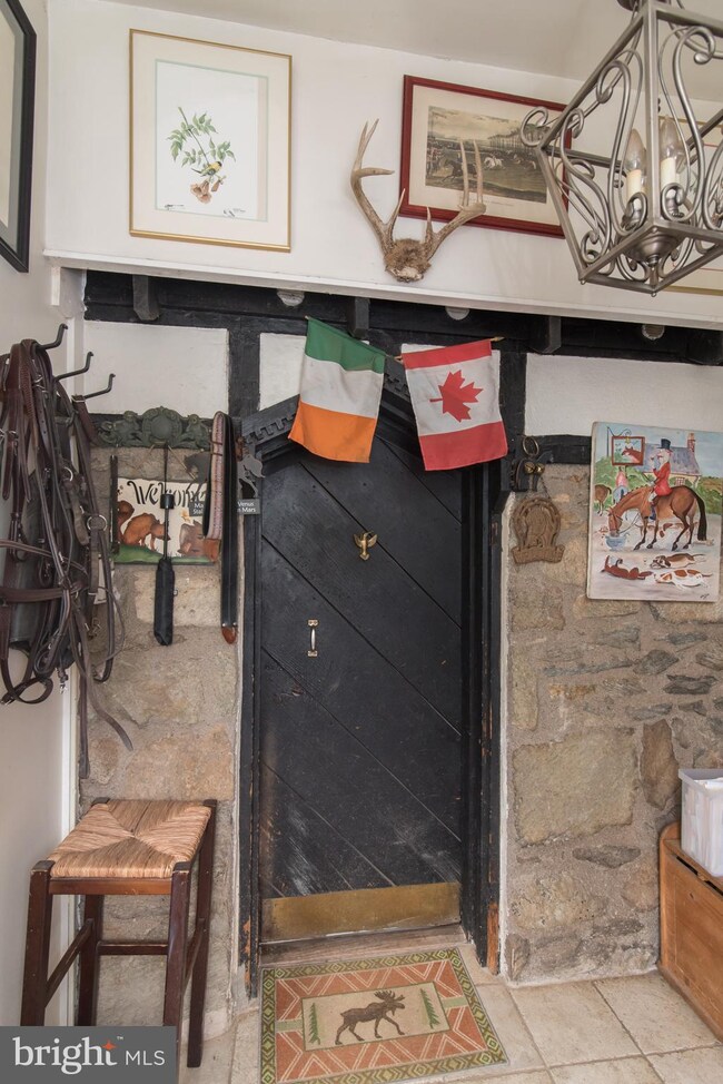 36042 Little River Turnpike, Middleburg, VA 20117 - photo 4