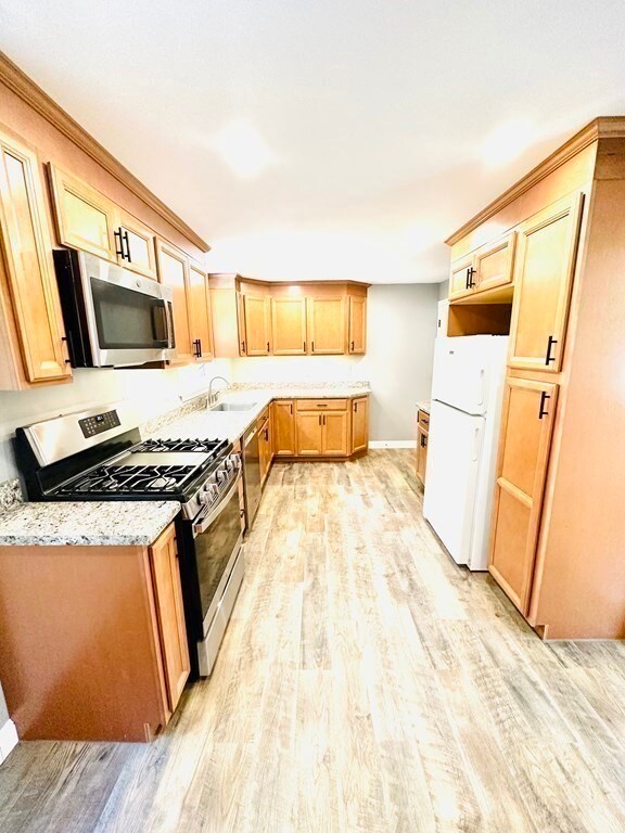 3 Pleasant Ct unit L, Medfield, MA 02052 - photo 5