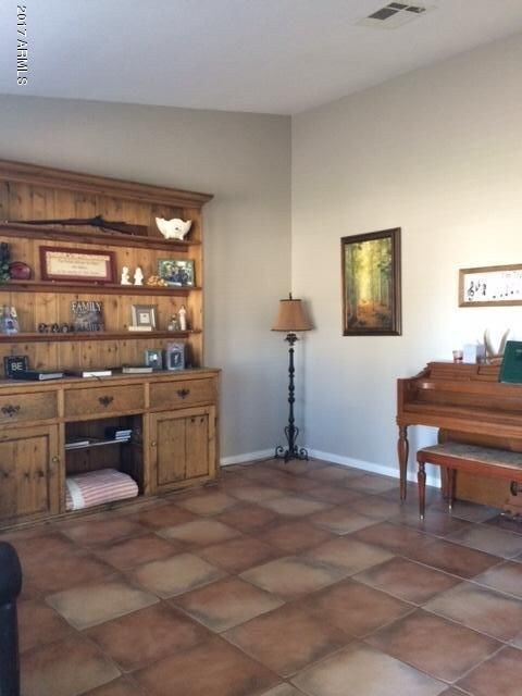 10555 E Evergreen St, Mesa, AZ 85207 - photo 3