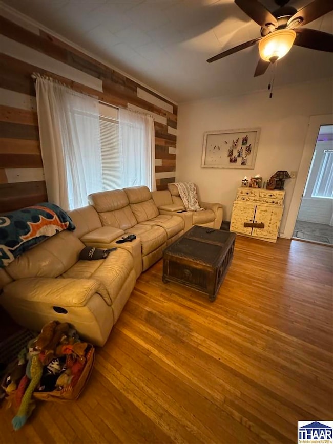 821 N 8th St, Clinton, IN 47842 - photo 6