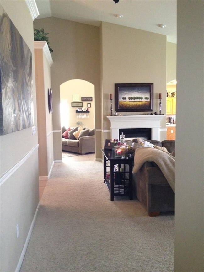 6536 E Montecito Ave, Fresno, CA 93727 - photo 3