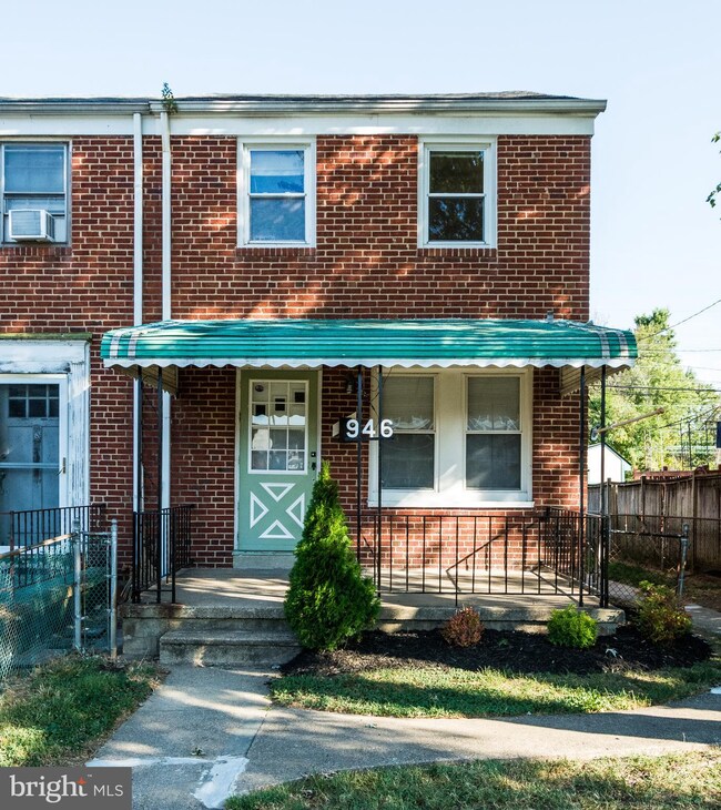 946 Middlesex Rd, Essex, MD 21221 - photo 5