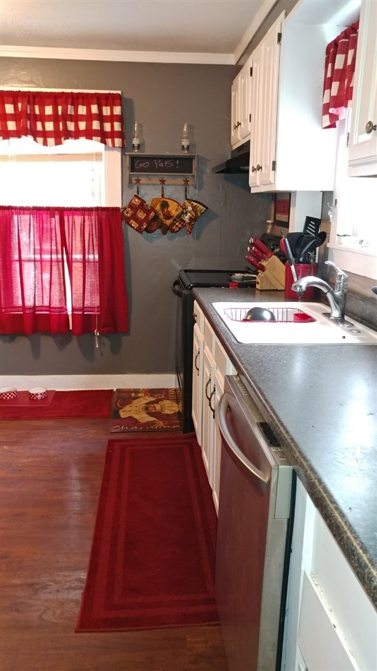 21 Richardson St, Rochester, NH 03867 - photo 4