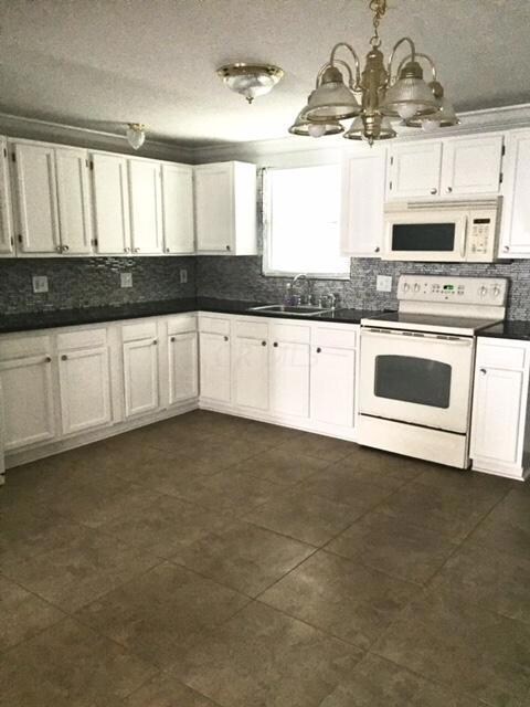 3776 Ardath Rd, Columbus, OH 43228 - photo 4