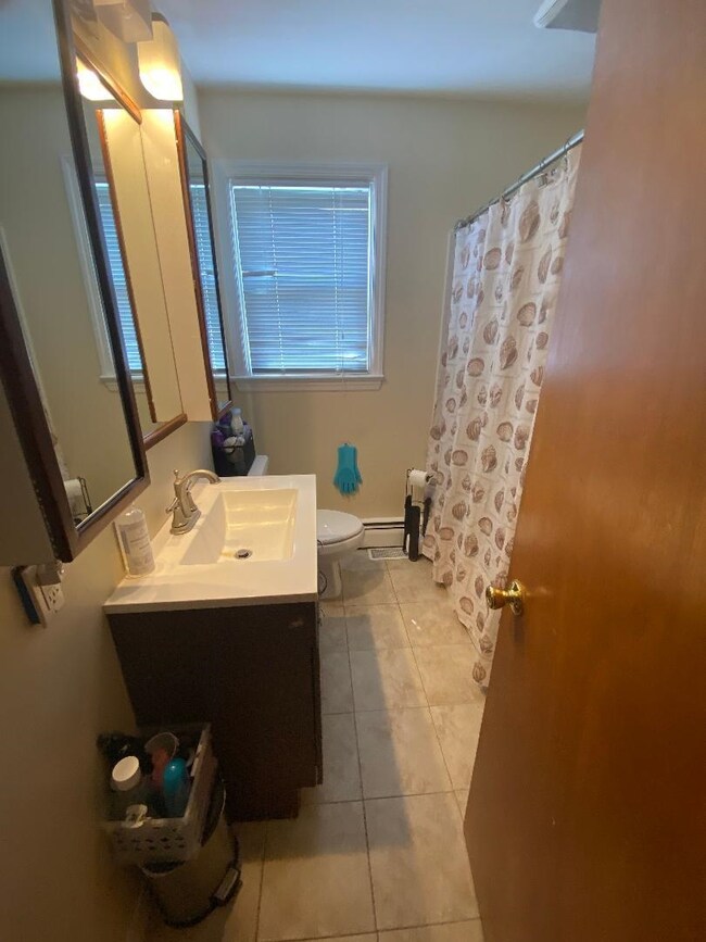 132 W Cresse Ave, Wildwood, NJ 08260 - photo 3