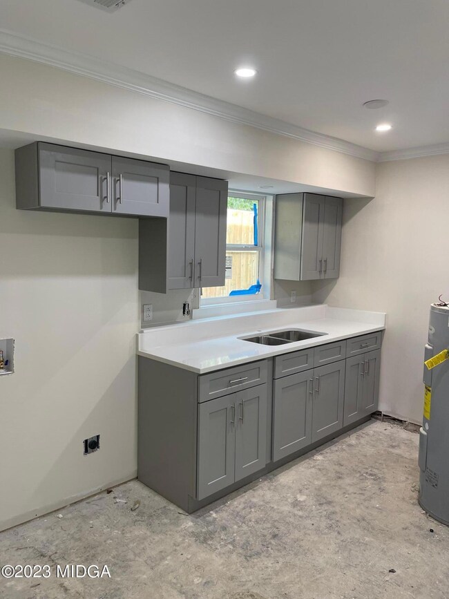 2375 Parker Ave unit 2, Macon, GA 31204 - photo 2