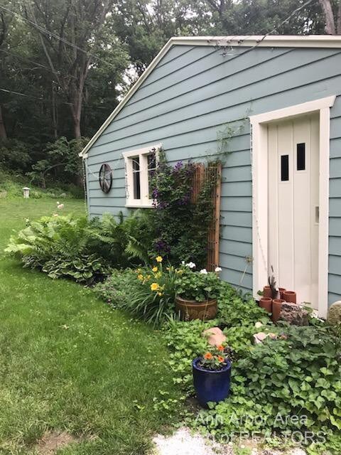 889 Wickfield Ct, Ann Arbor, MI 48105 - photo 6