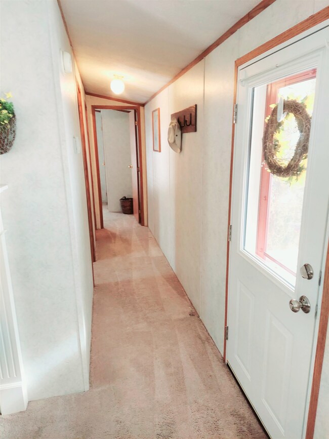 36 Fullam Cir, Allenstown, NH 03275 - photo 4