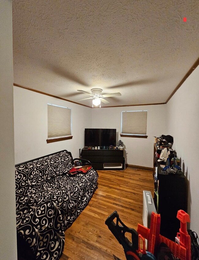 4034 Randell Rd, Columbus, OH 43228 - photo 5