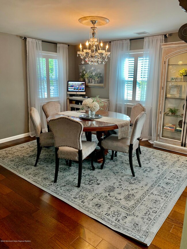 Dining Room Meant for Entertaining