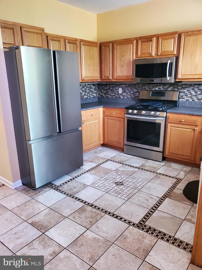 921 E 25th St, Wilmington, DE 19802 - photo 5