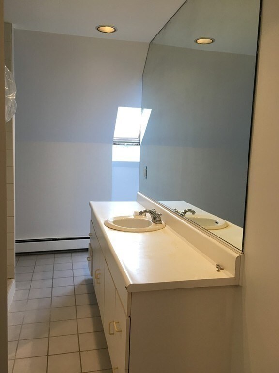 107 Ocean St unit 3, Lynn, MA 01902 - photo 7