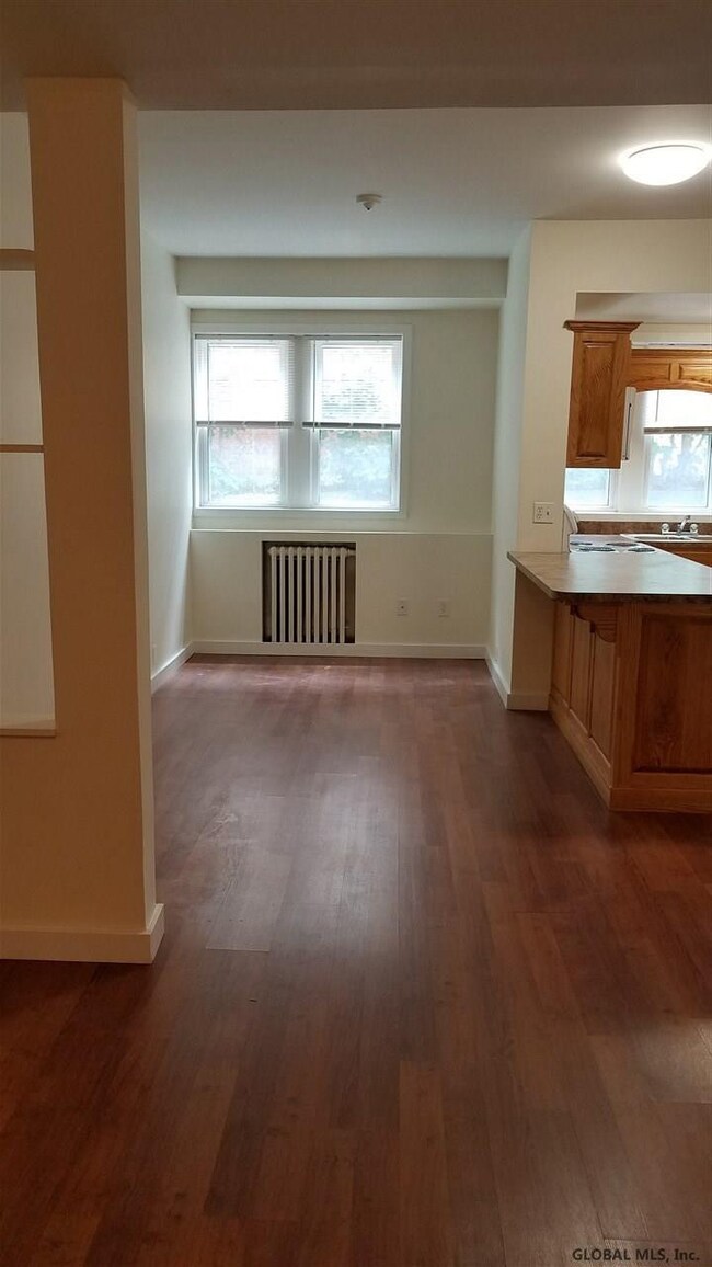 37 Parkwood St unit 9, Albany, NY 12208 - photo 6
