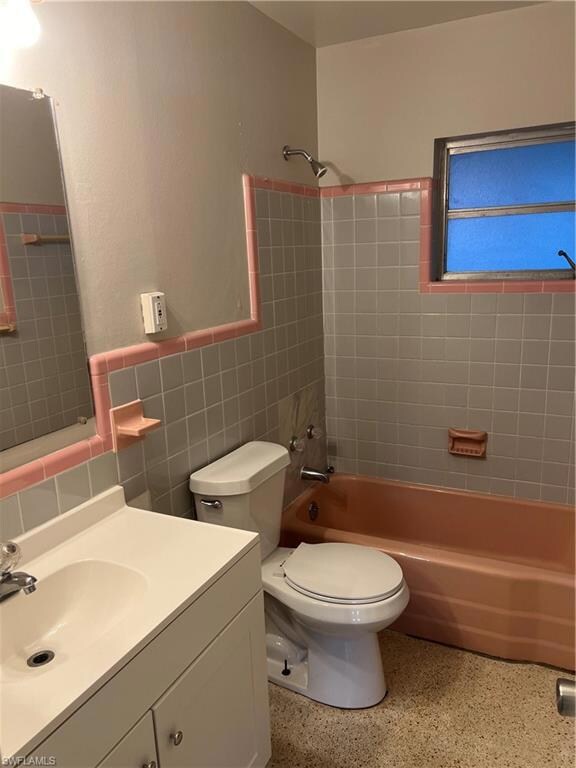 1003 Wisconsin Dr, Naples, FL 34103 - photo 4