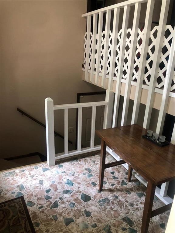 Modified split entry - as you enter stairs to the 