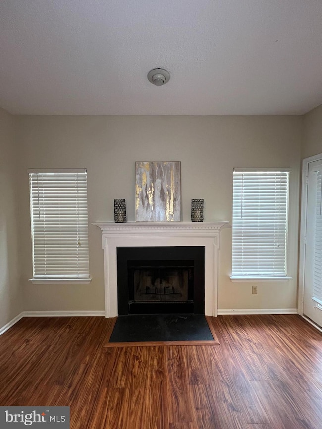 14322 Climbing Rose Way unit 204, Centreville, VA 20121 - photo 5