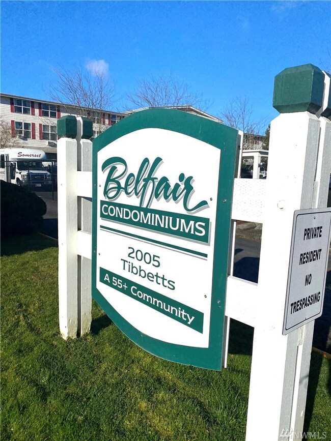 2005 Tibbetts Dr, Longview, WA 98632 - photo 2