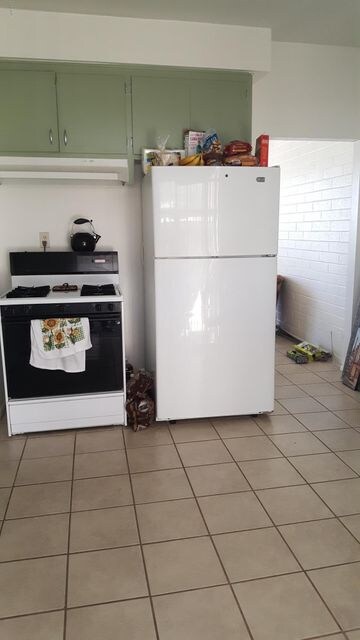 12232 1/1 Kitchen