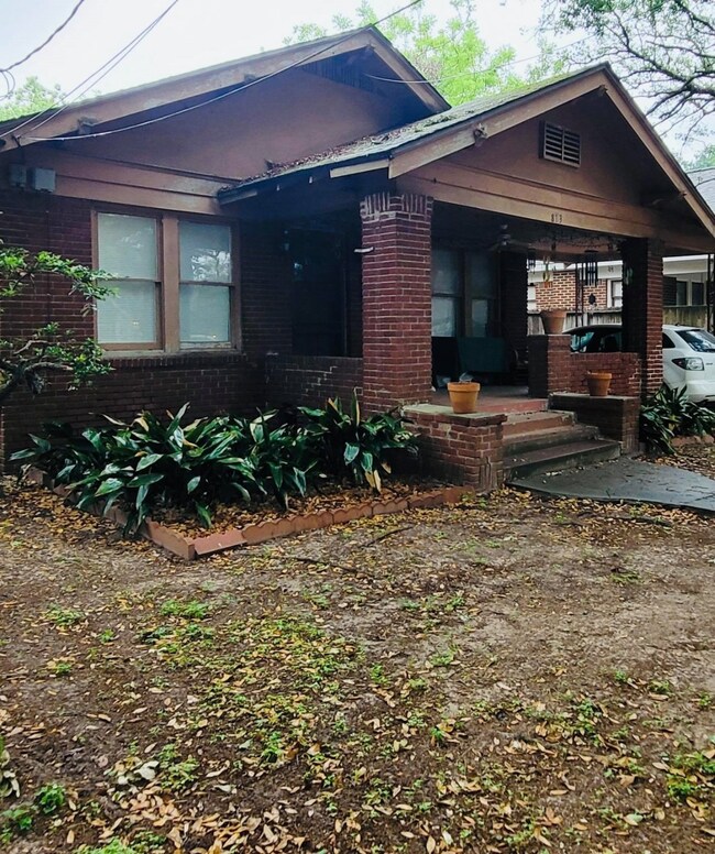 813 Bayland Ave, Houston, TX 77009 - photo 2