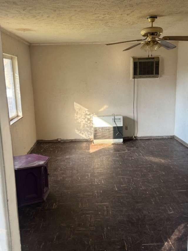 746 Oak St, Yreka, CA 96097 - photo 4