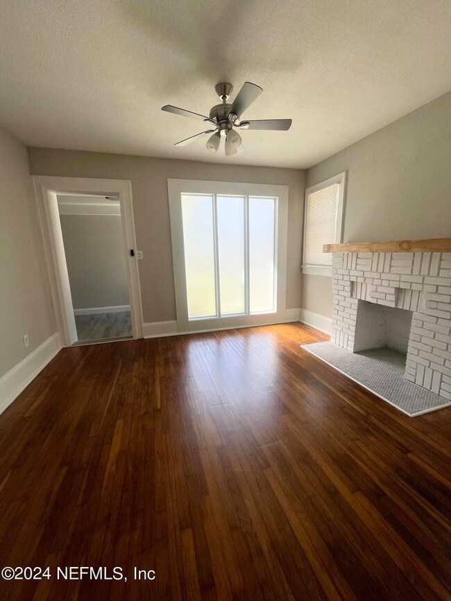 4633 Kingsbury St, Jacksonville, FL 32205 - photo 4