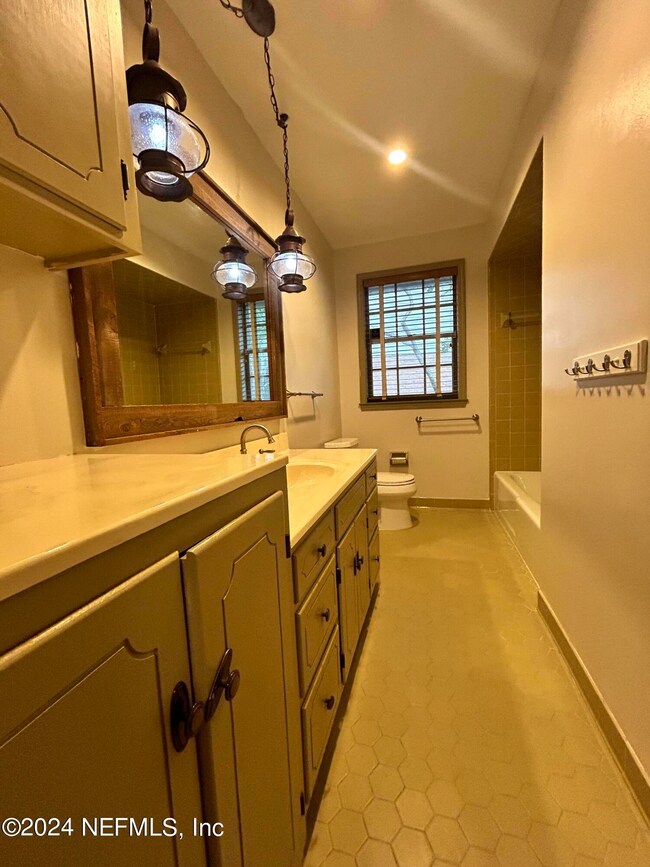 4236 Buck Point Rd, Jacksonville, FL 32210 - photo 5