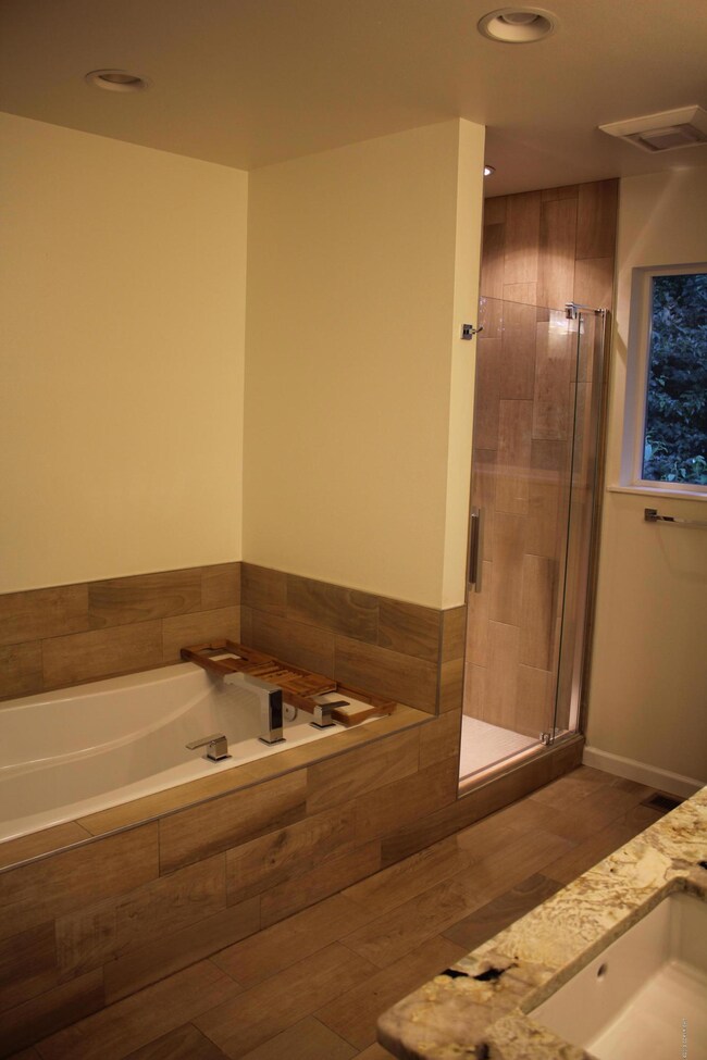 545 W 19th Ave, Anchorage, AK 99503 - photo 5