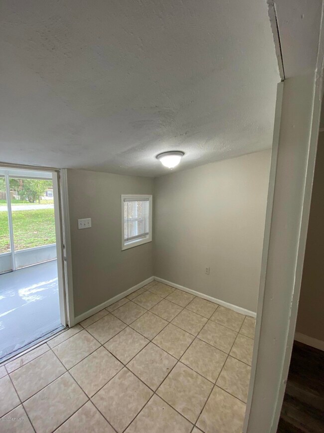 1156 Lake Shore Blvd, Jacksonville, FL 32205 - photo 6