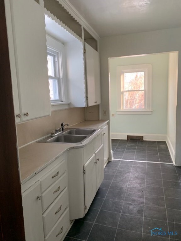 1941 Marlow Rd, Toledo, OH 43613 - photo 6