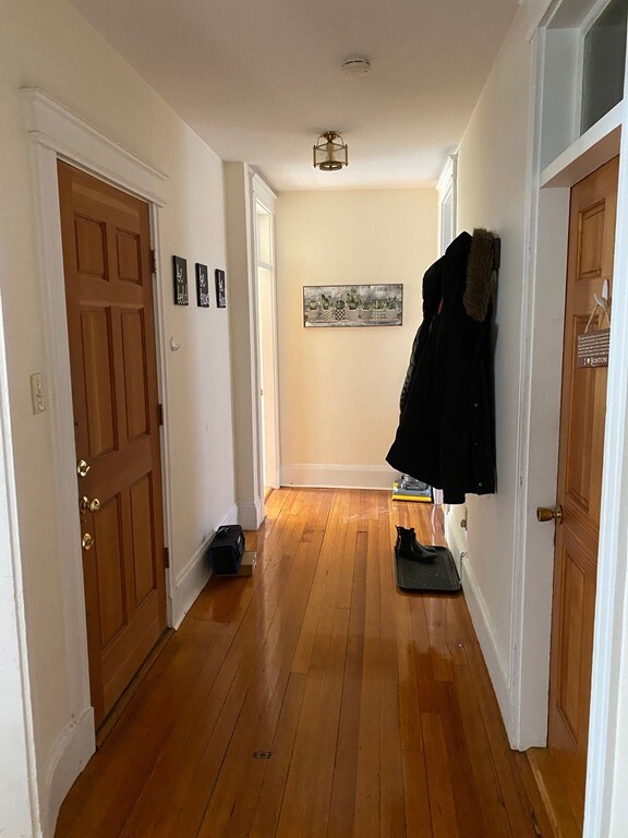 260 Aspinwall Ave unit 1, Brookline, MA 02445 - photo 4
