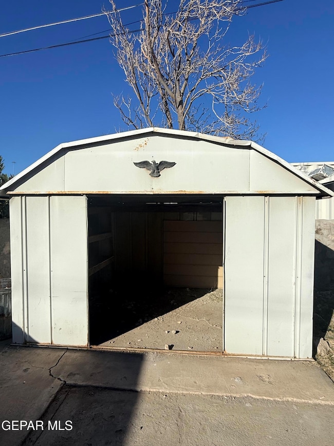 4405 Durazno Ave, El Paso, TX 79905 - photo 7