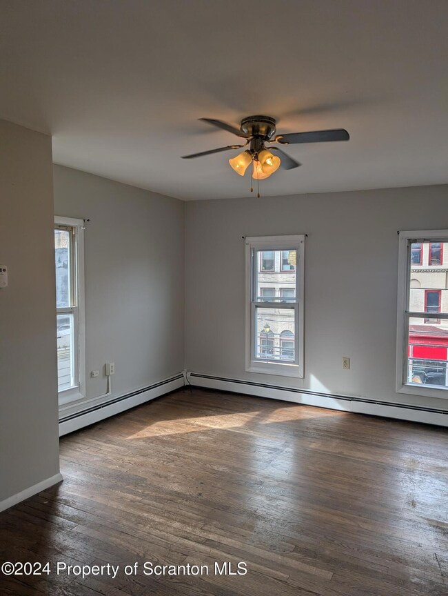 517 Cedar Ave unit 4, Scranton, PA 18505 - photo 5