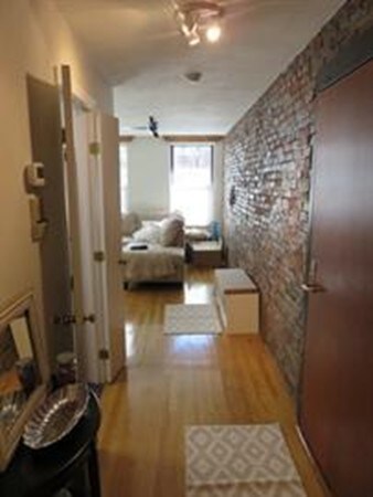12-16 Greenough Ln unit Suite 102, Boston, MA 02113 - photo 6